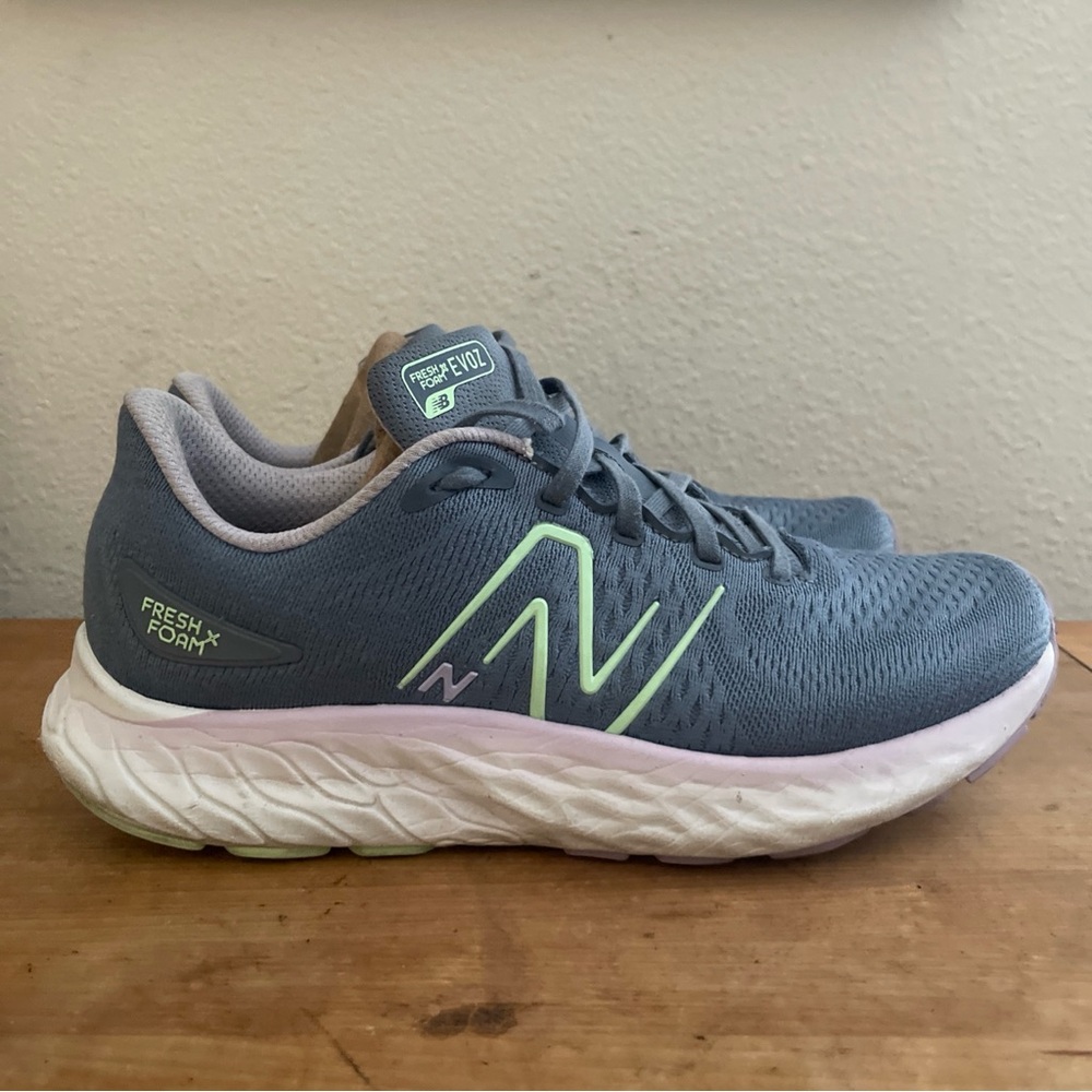 New Balance EVOZ Men’s Fresh Foam Running Sneakers Blue/Purple/Green Sz 9.5